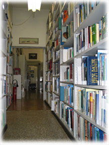 Biblioteca della montagna - Sat, scorcio deposito libri